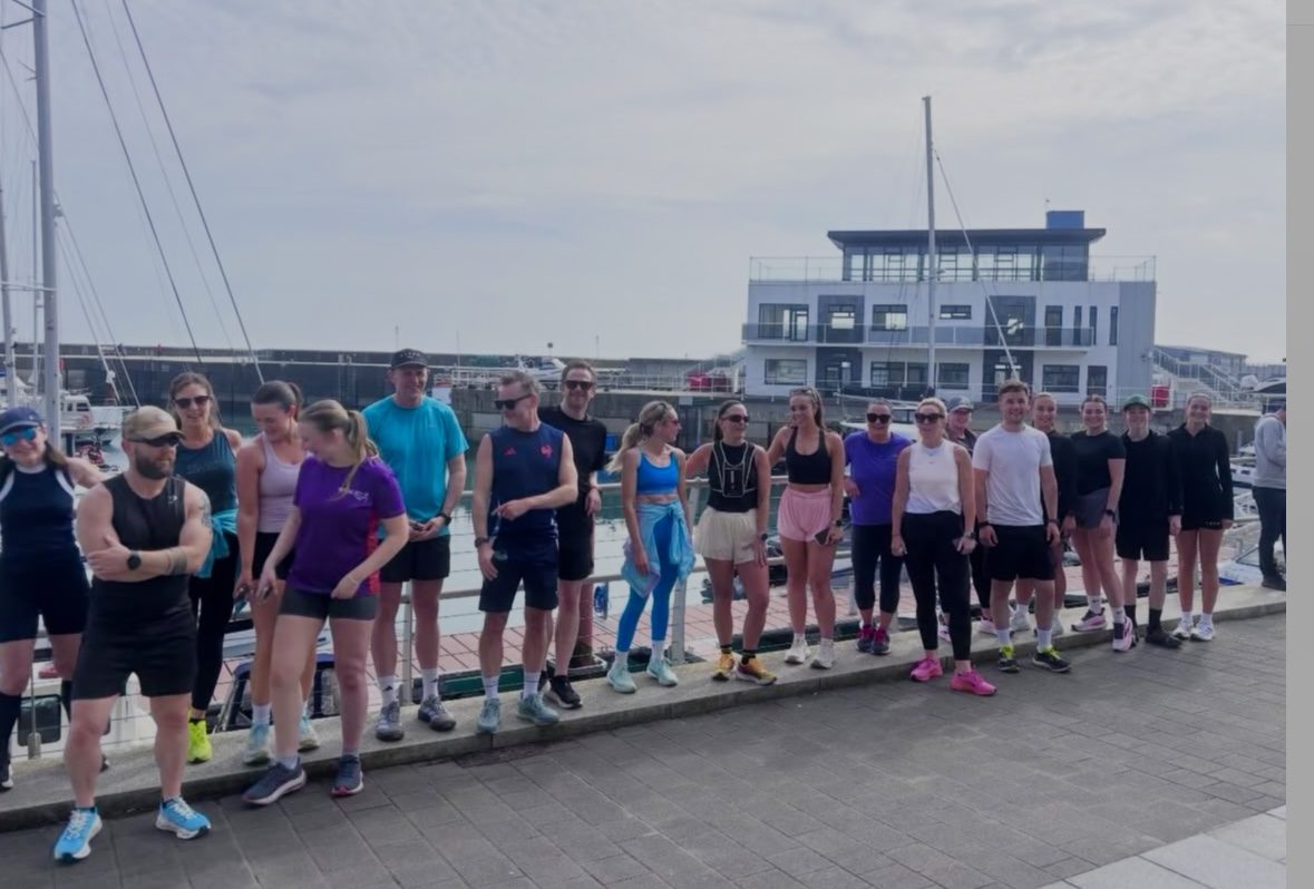 The Hevo community together at Greystones after a session